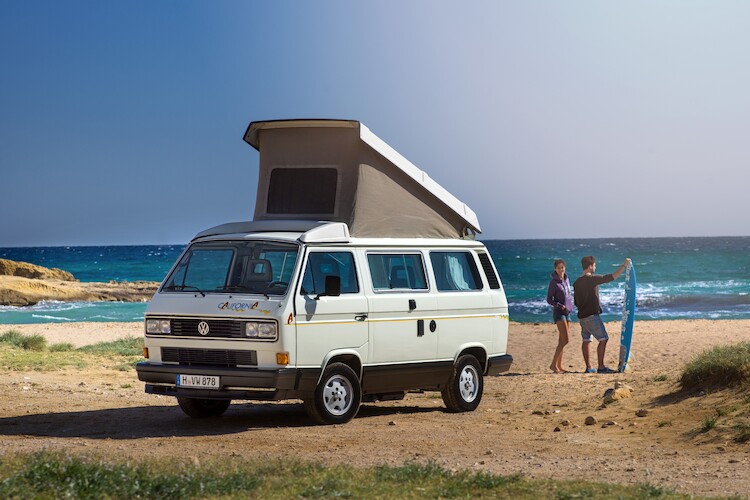 Volkswagen T3 California i Multivan syncro - dwa kultowe youngtimery gośćmi VW Bus Festival 2023